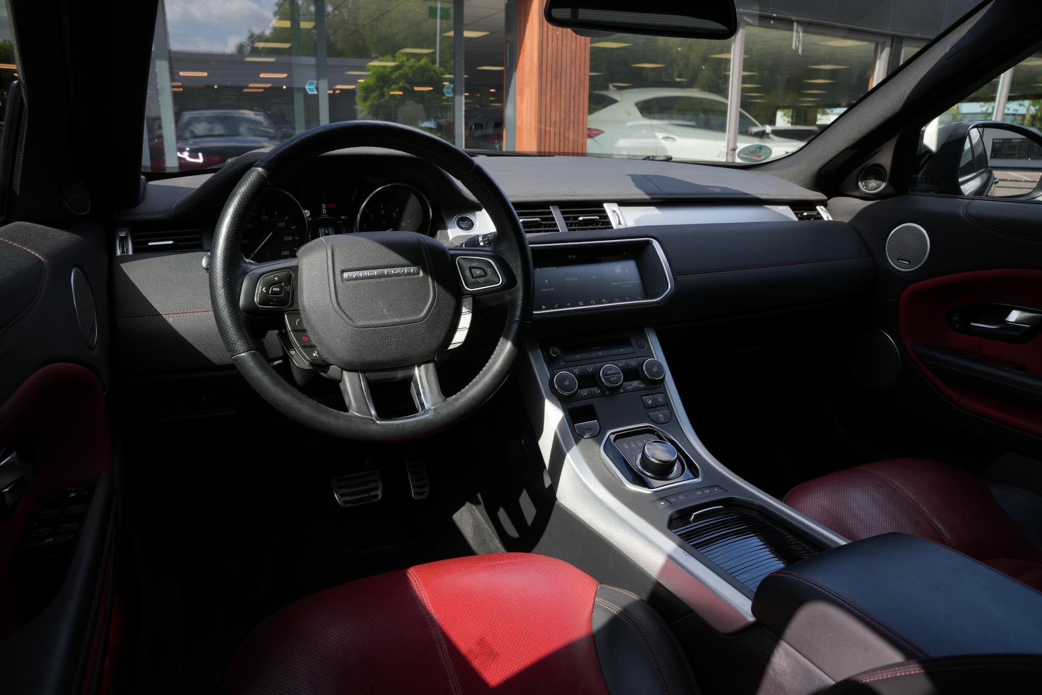 Land Rover Range Rover Evoque 2.0 Si4 HSE Dynamic Panoramada, Auto's, Land Rover, Automaat, Gebruikt, 4 cilinders, Zwart