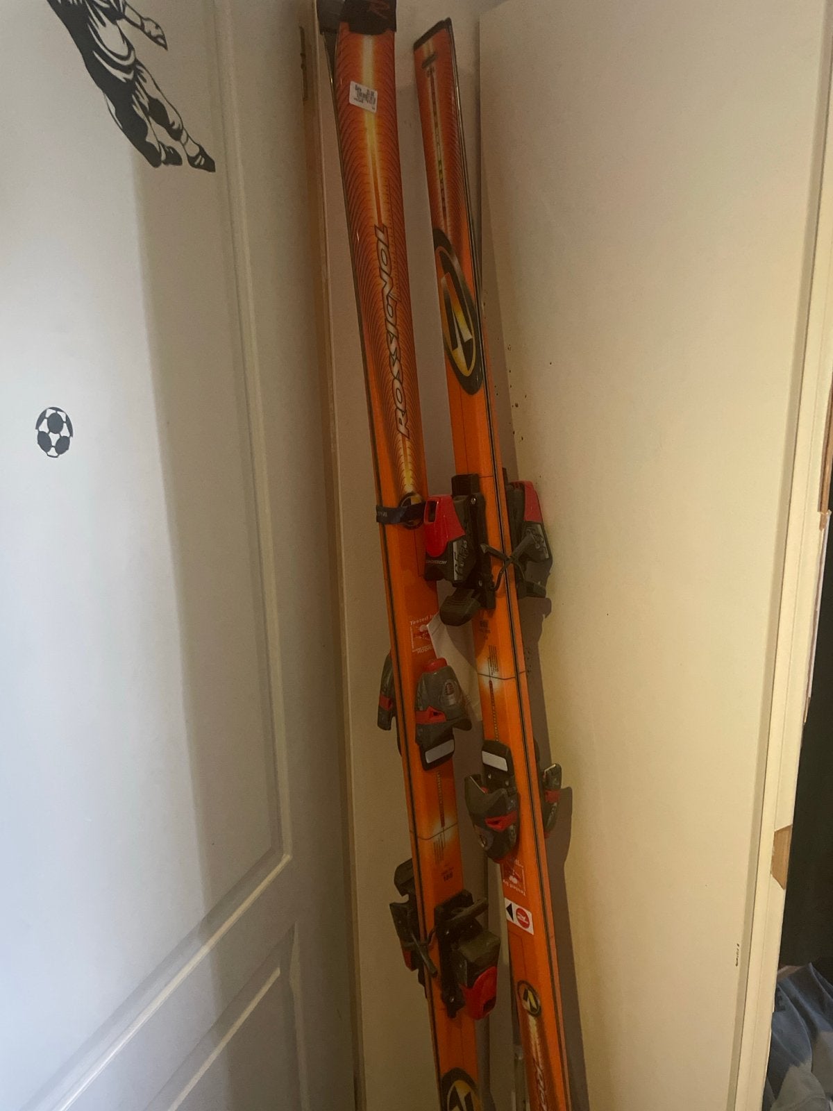2 paar Rossignol ski's 188 cm met bindingen en Leki stokken, Ophalen, Rossignol, Skiën, Ski's