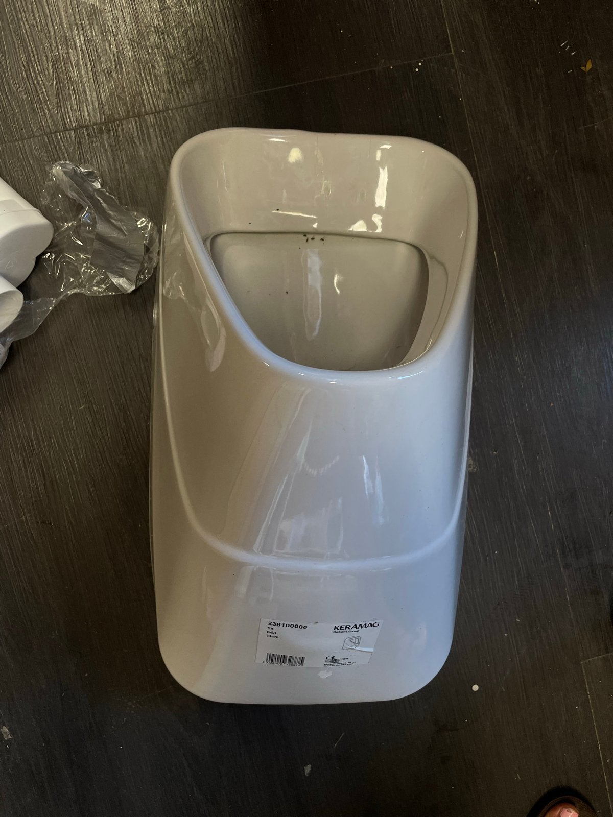 Nieuwe Keramag urinoir met sifon en bevestigingsmateriaal, Ophalen, Nieuw, Toilet