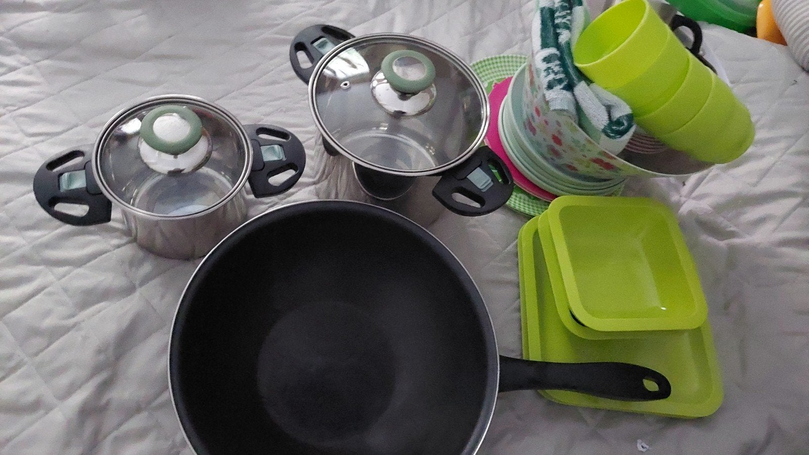 Camping servies  met pannen, Caravans en Kamperen, Ophalen of Verzenden