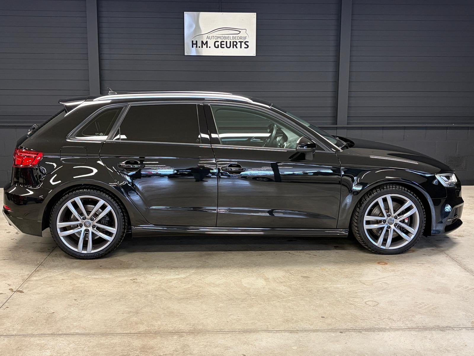Audi S3 Sportback 2.0 TFSI quattro | 310 pk | Automaat | S-L, Auto's, 15 km/l, Gebruikt, Zwart, 4 cilinders