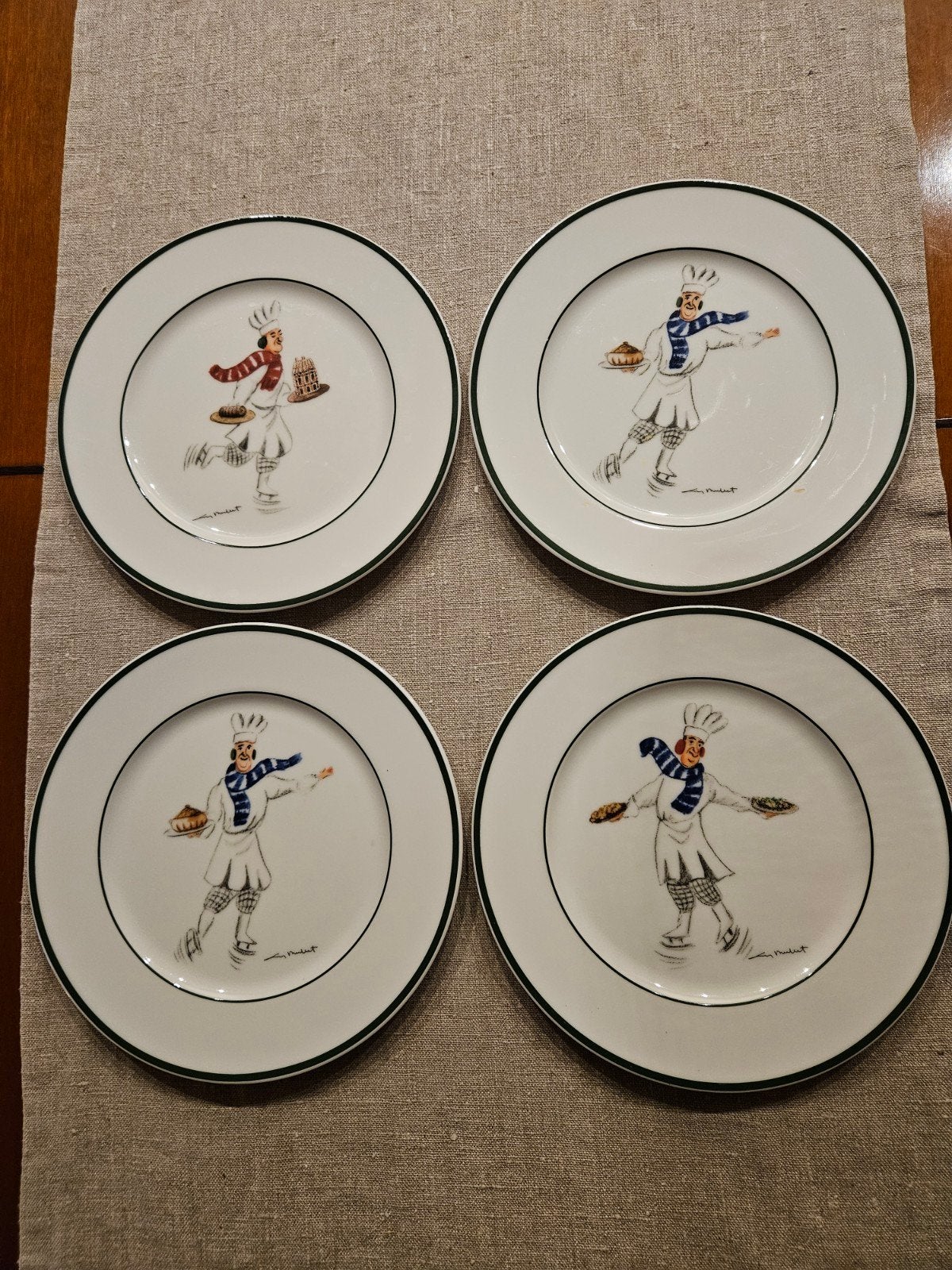 Guy Buffet 'Skating Chefs' porseleinen bordjes (4 stuks), Huis en Inrichting, Ophalen of Verzenden, Zo goed als nieuw, Bord(en)