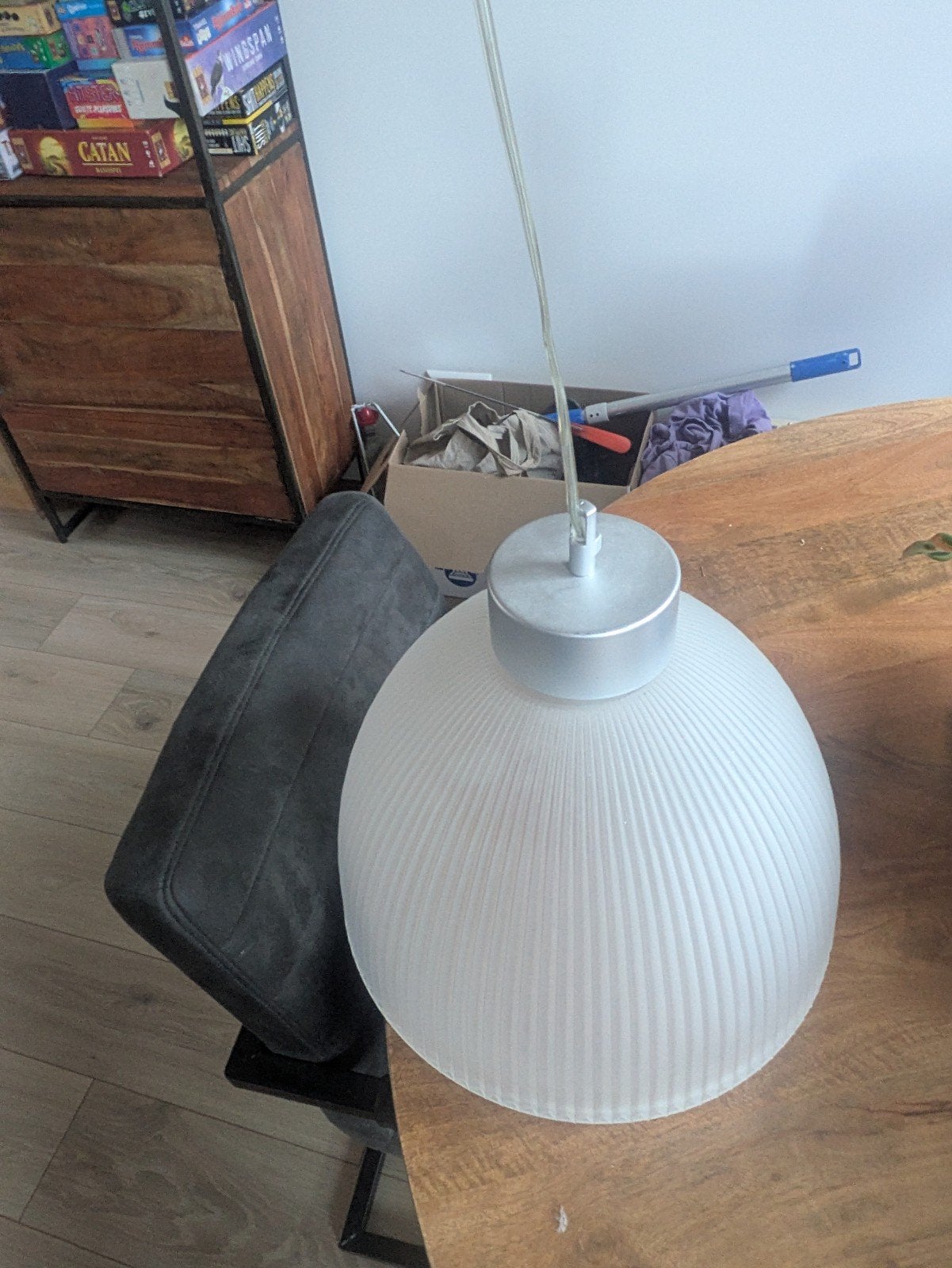 Glazen hanglamp, Ophalen, Glas