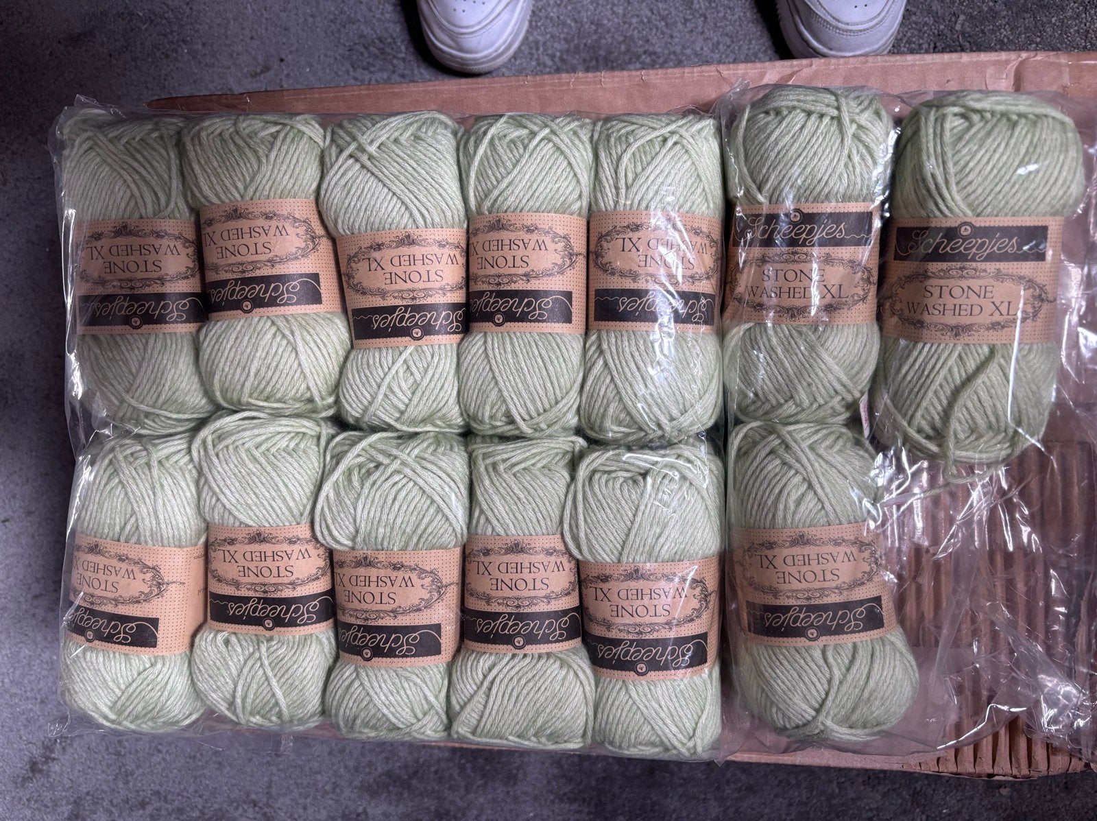 Scheepjes Stone Washed XL garen - Lichtgroen (13 bollen), Ophalen of Verzenden, Nieuw, Breien of Haken, Wol of Garen