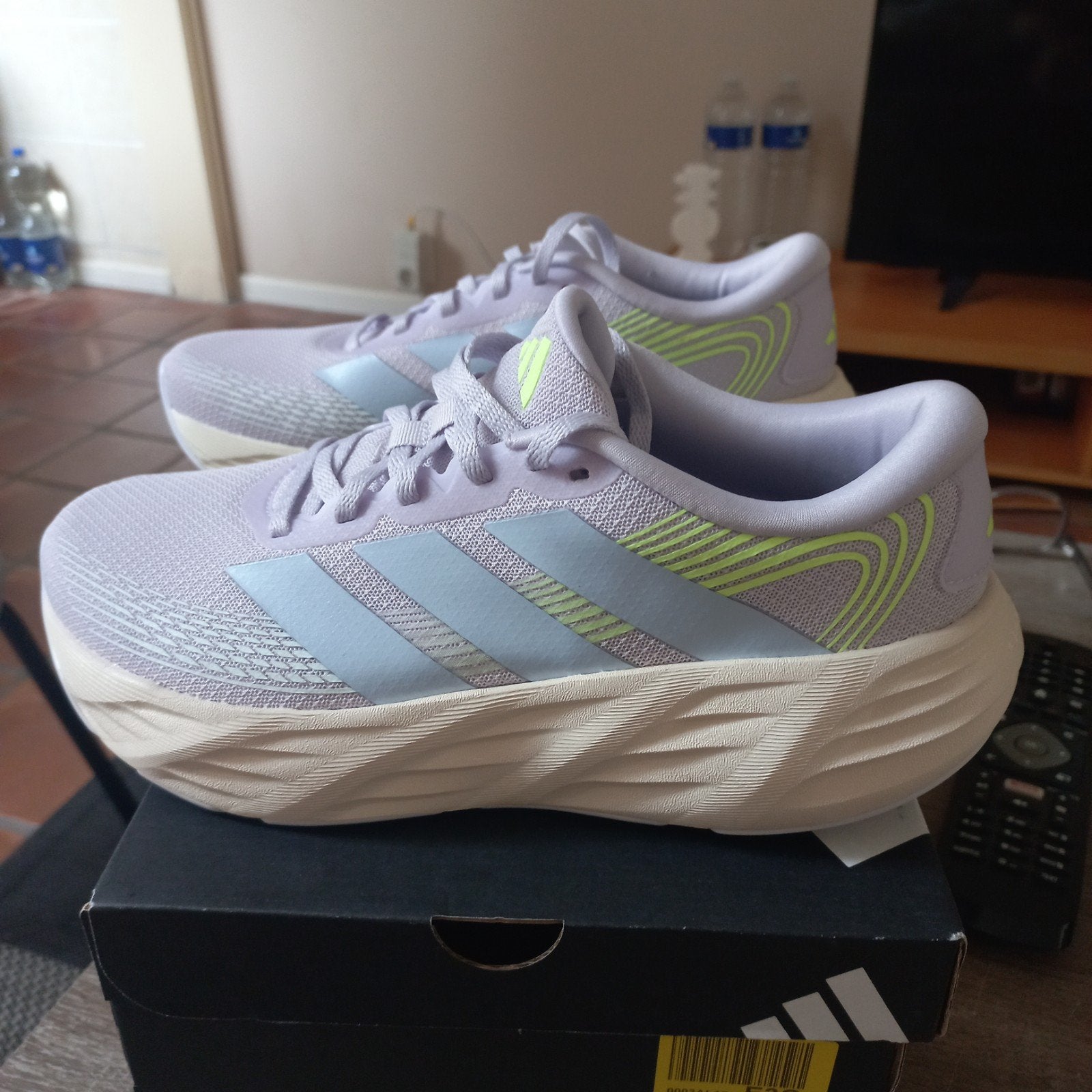 Adidas Galaxy 8W hardloopschoenen - Nieuw in doos, Adidas, Nieuw, Ophalen of Verzenden, Sneakers of Gympen