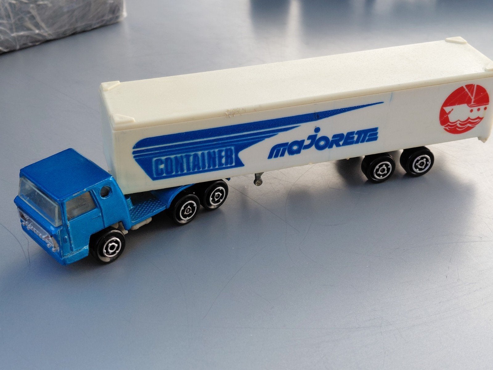Majorette Bernard truck met oplegger vrachtauto modelauto, Hobby en Vrije tijd, Modelauto's | 1:87, Ophalen of Verzenden, Zo goed als nieuw