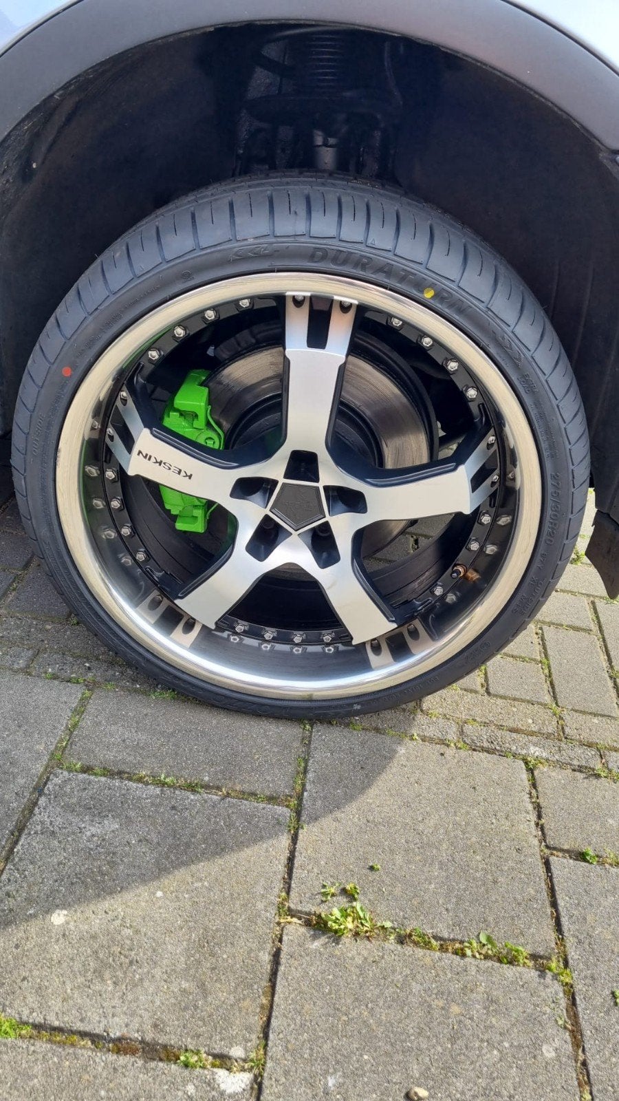 Complete set Keskin velgen met banden voor BMW X3 E83, Auto-onderdelen, Banden en Velgen, Zomerbanden, 20 inch, Ophalen