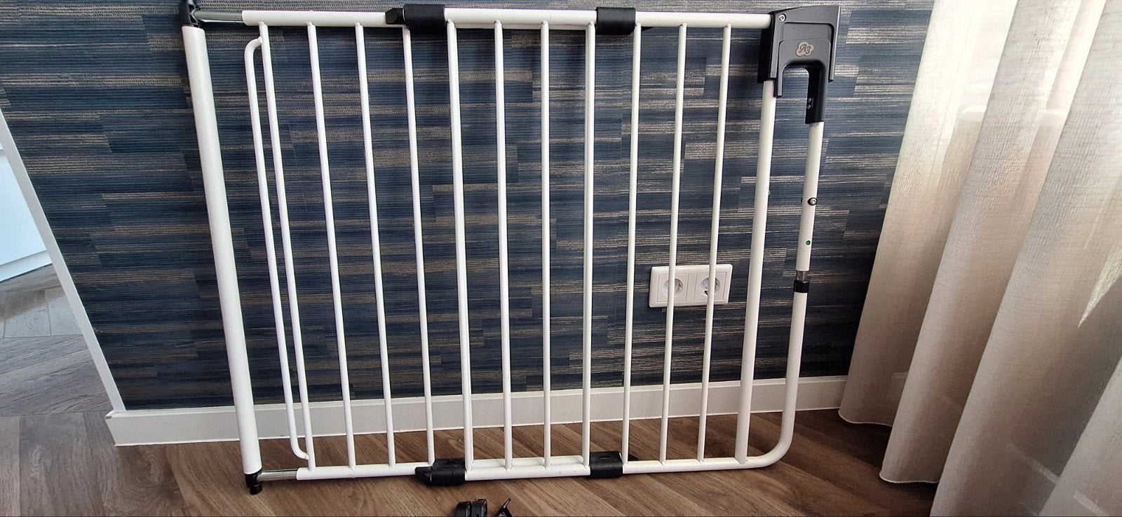 A3 SafetyDoor Baby & Kids Traphekje - Wit, verstelbaar 75.5-, Gebruikt, Ophalen of Verzenden, Metaal of IJzer, 115 cm of meer