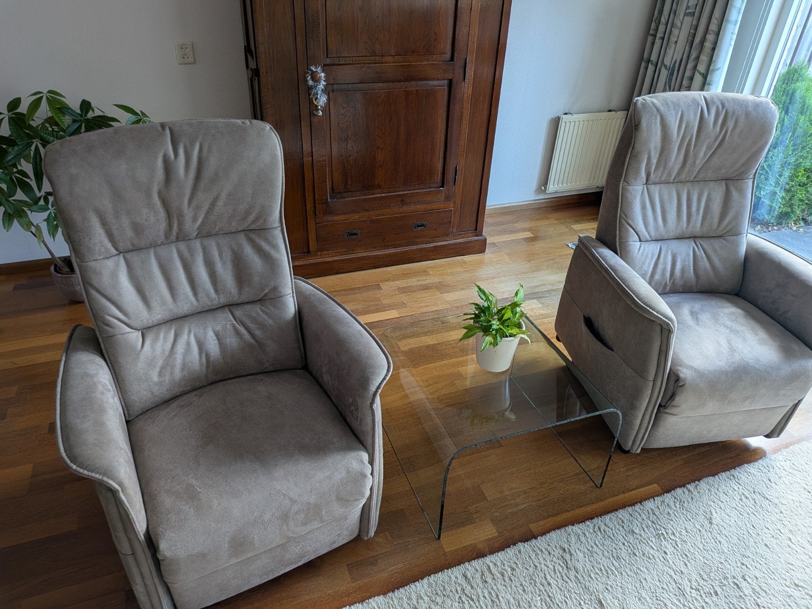 Comfortabele relaxfauteuil.Nieuw, Ophalen, Twee, Modern comfort, Nieuw