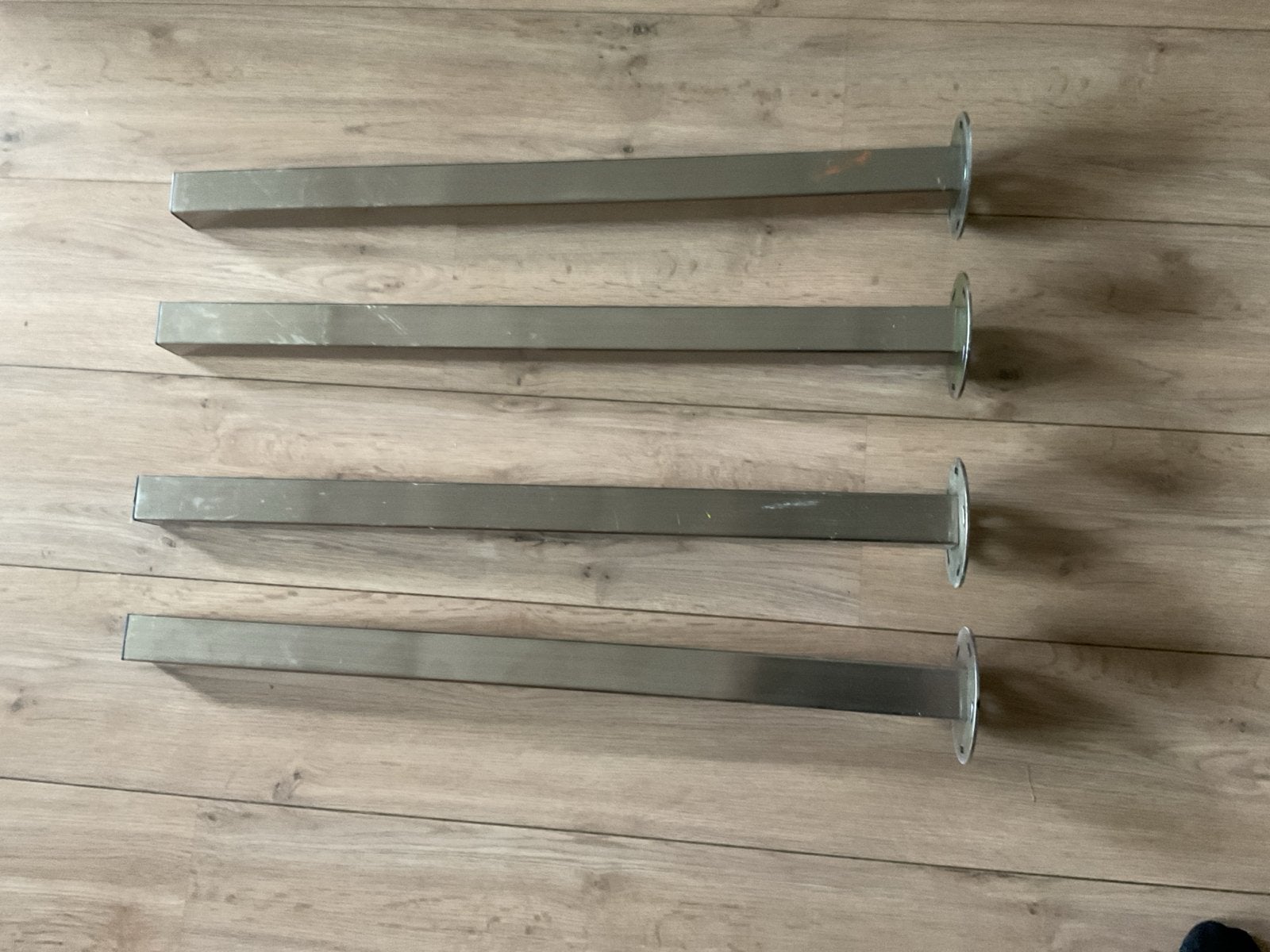 4 metalen tafelpoten, 69 cm hoog, Ophalen, Gebruikt, Metaal, Tafelpoot