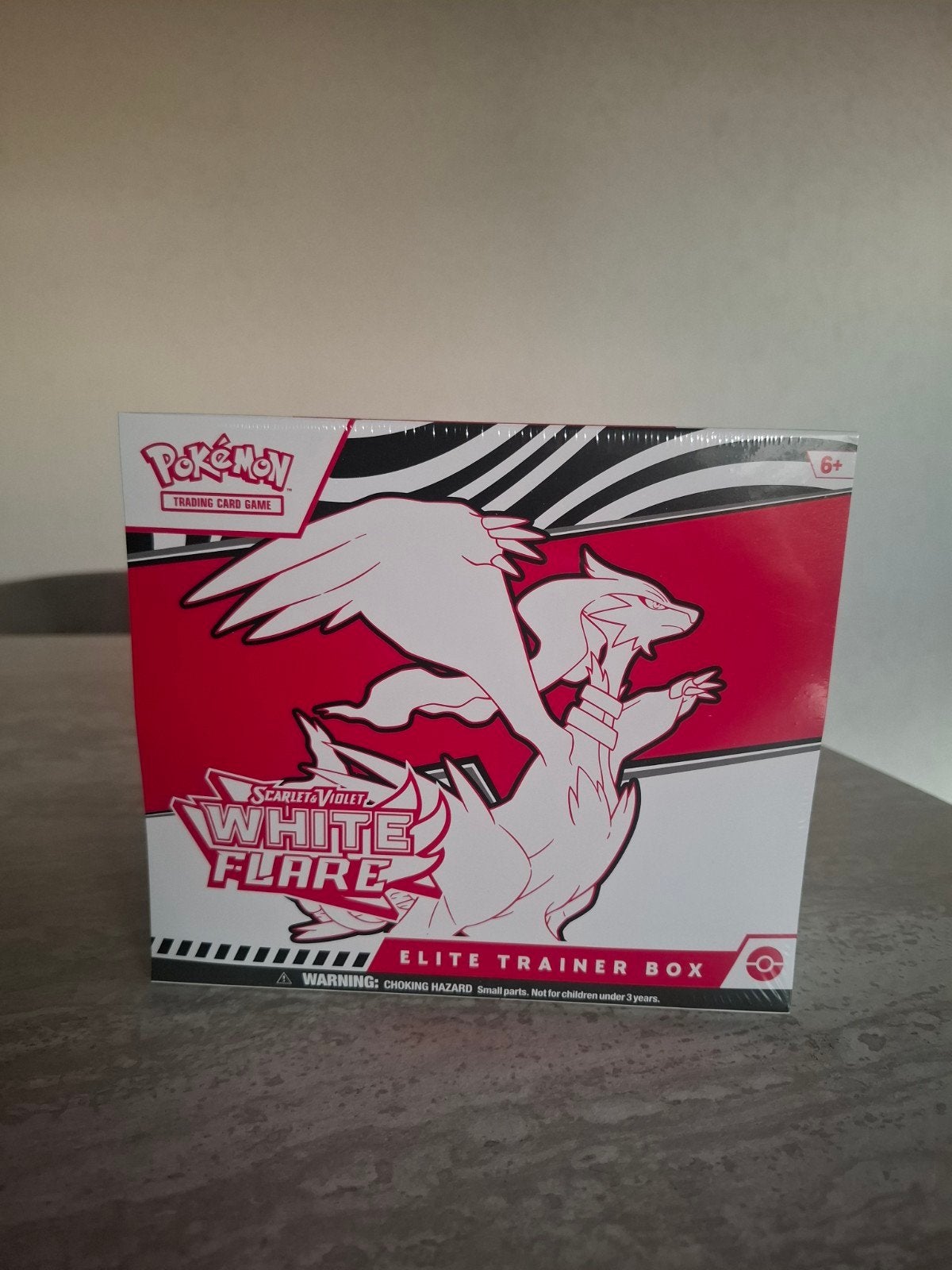 Pokémon Scarlet & Violet White Flare Elite Trainer Box, Ophalen of Verzenden, Nieuw