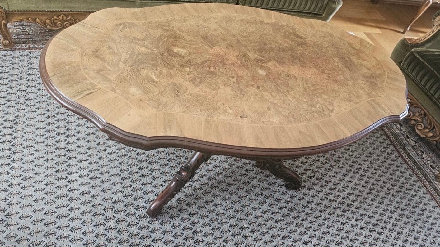 Antieke Salontafel met Prachtig Wortelnoten Blad, Ophalen