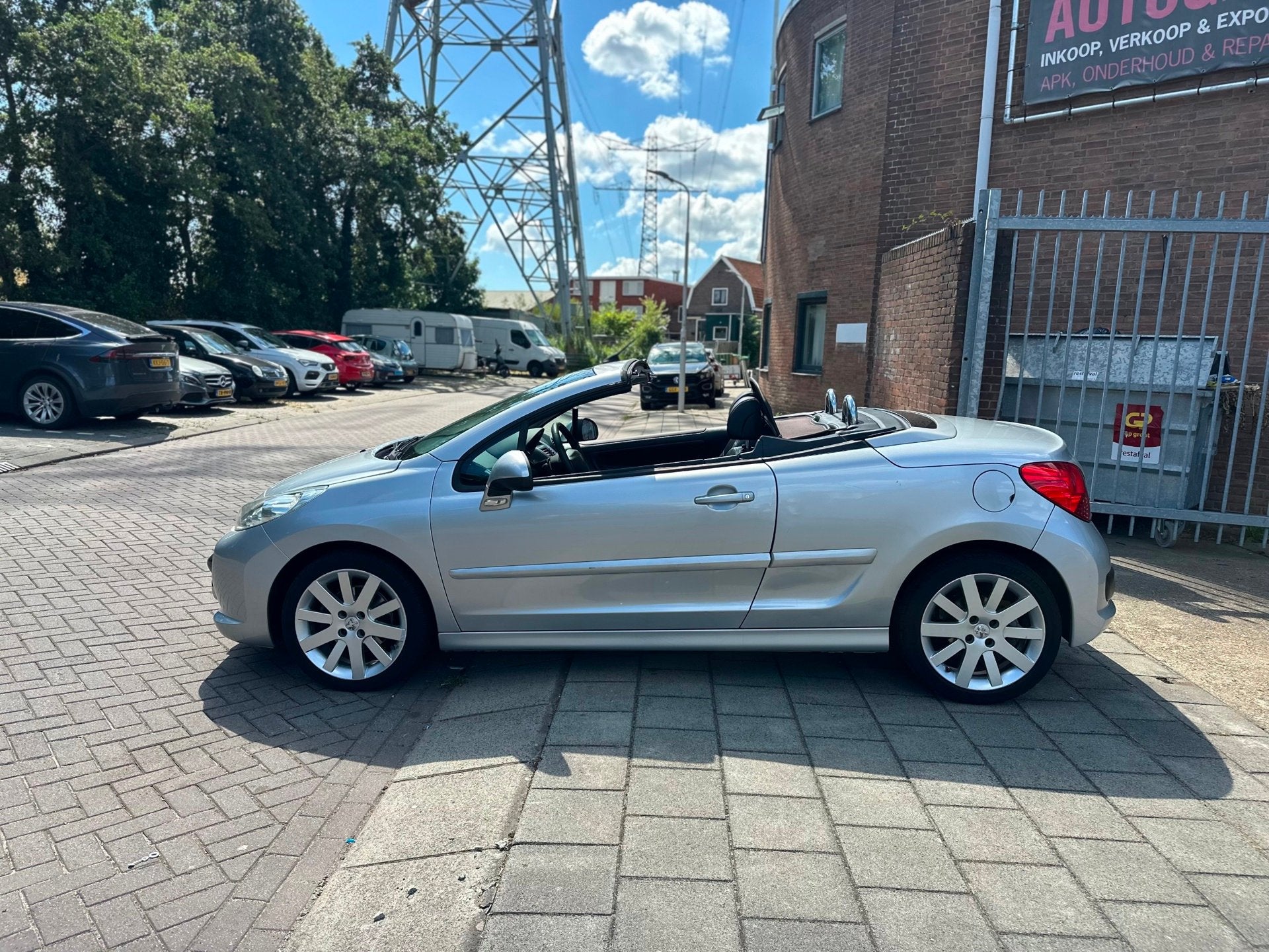 Peugeot 207 CC 1.6 VTi, Voorwielaandrijving, 15 km/l, Gebruikt, 4 cilinders
