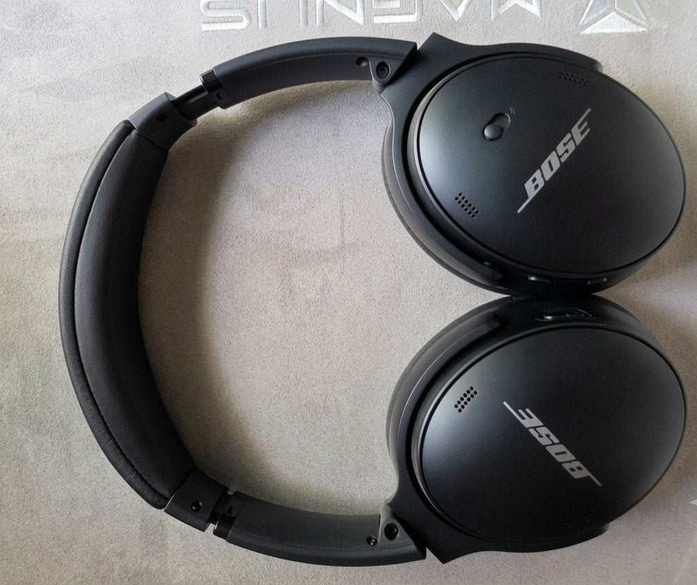 Bose QuietComfort 45 (zwart), Draadloos, Ophalen of Verzenden, Zo goed als nieuw, Bose