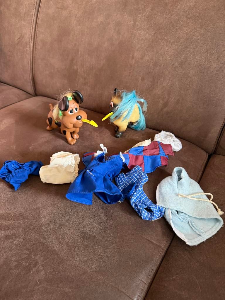 Vintage speelgoed: Hond en Kat met kleding, Ophalen of Verzenden, Gebruikt, Jongen of Meisje