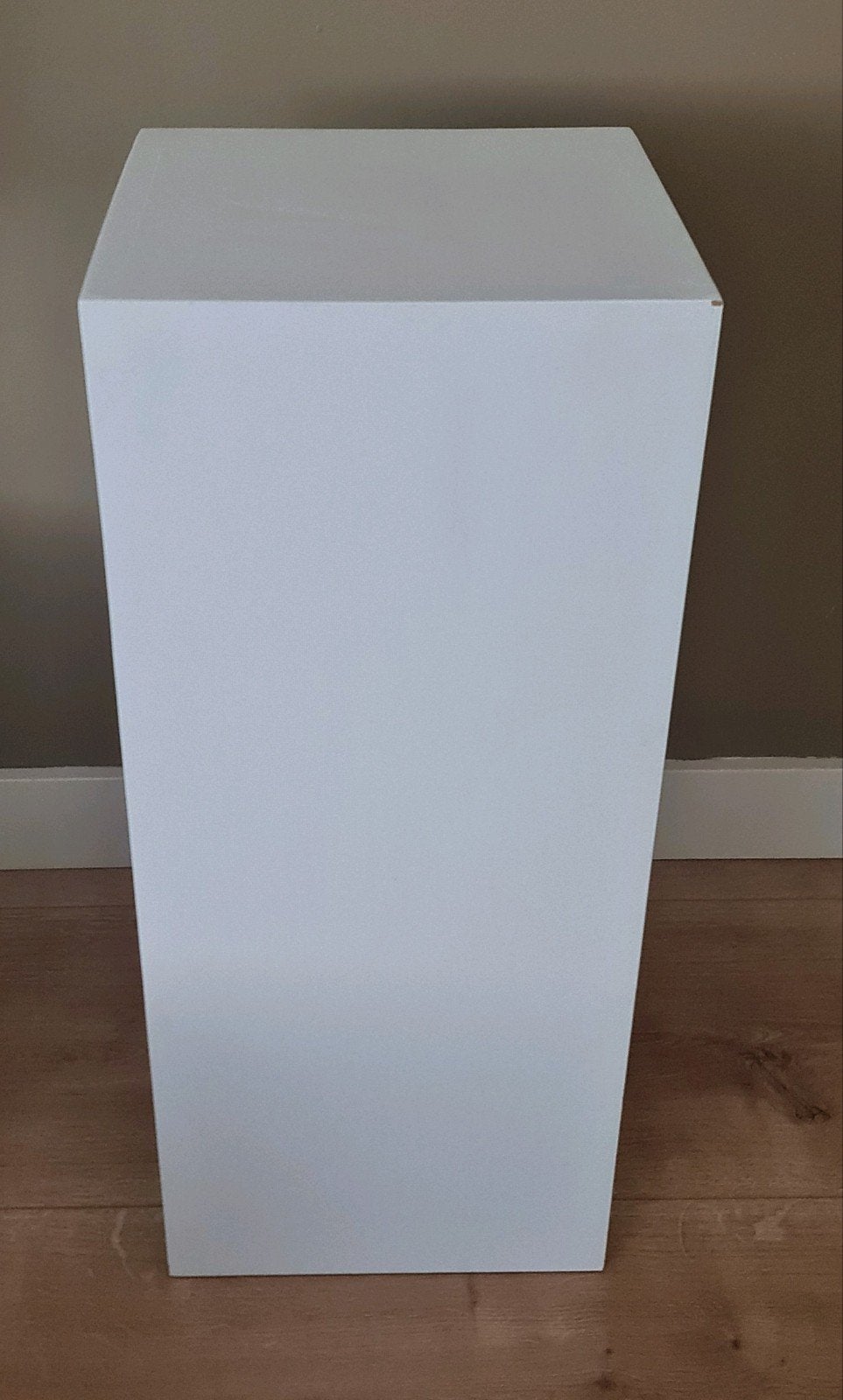 Witte sokkel/plantenstandaard 30x30x70 cm, Ophalen, Gebruikt