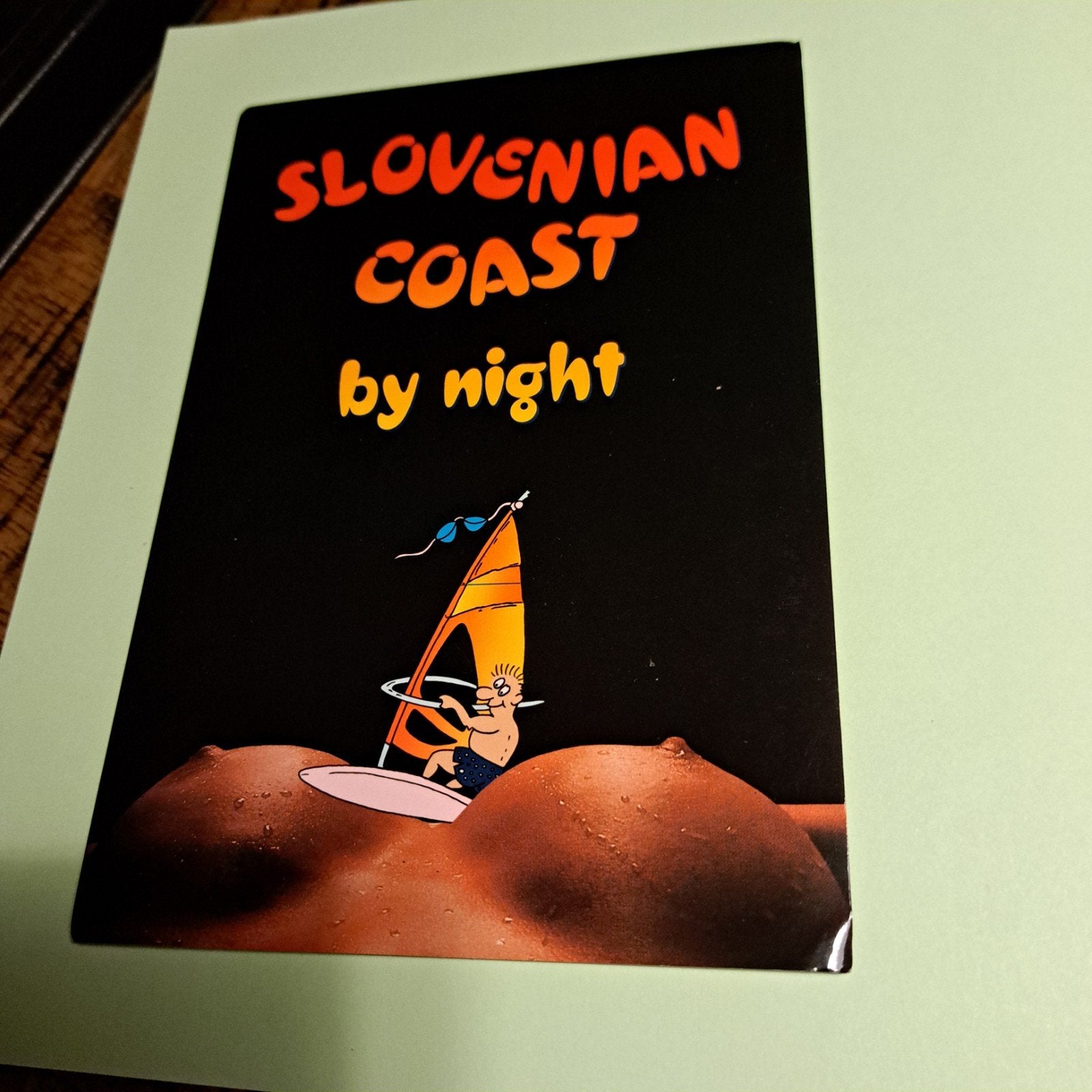 Sloveense Kust by Night - Humoristische Ansichtkaart, Ophalen of Verzenden, 1980 tot heden, Ongelopen, Overig Europa