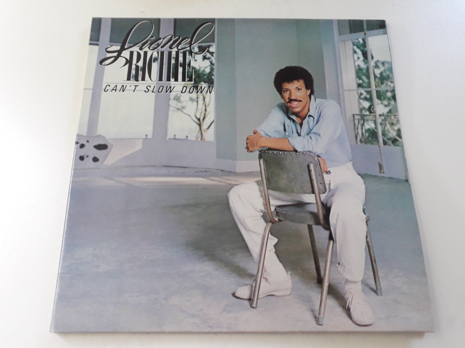 Lp vinyl   Lionel Richie - Can't Slow Down (met ook: Hello), Cd's en Dvd's, Vinyl | Pop, Ophalen of Verzenden, Gebruikt, 12 inch
