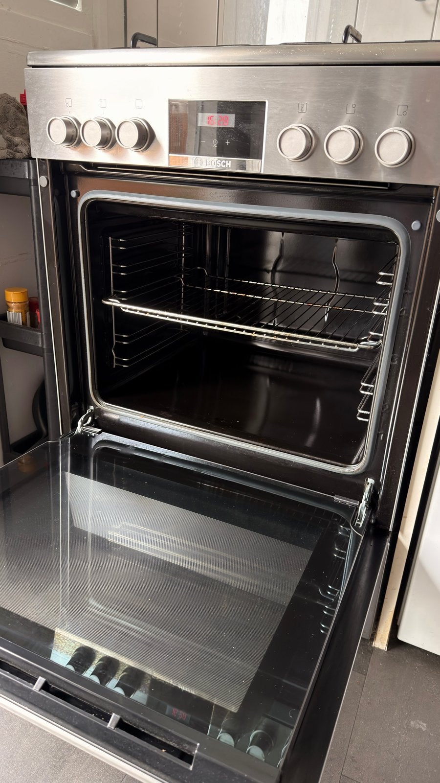Bosch Vrijstaand Gasfornuis met Oven - Zo goed als nieuw, Ophalen, Gebruikt, Hete lucht, 60 cm of meer