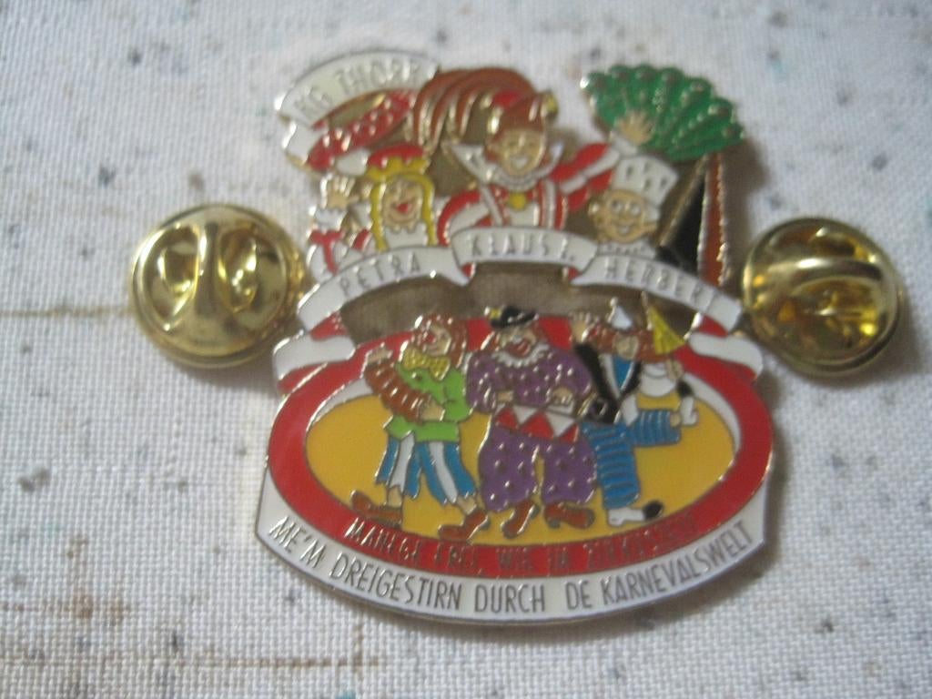 carnavals pin, Ophalen of Verzenden, Zo goed als nieuw, Overige onderwerpen
