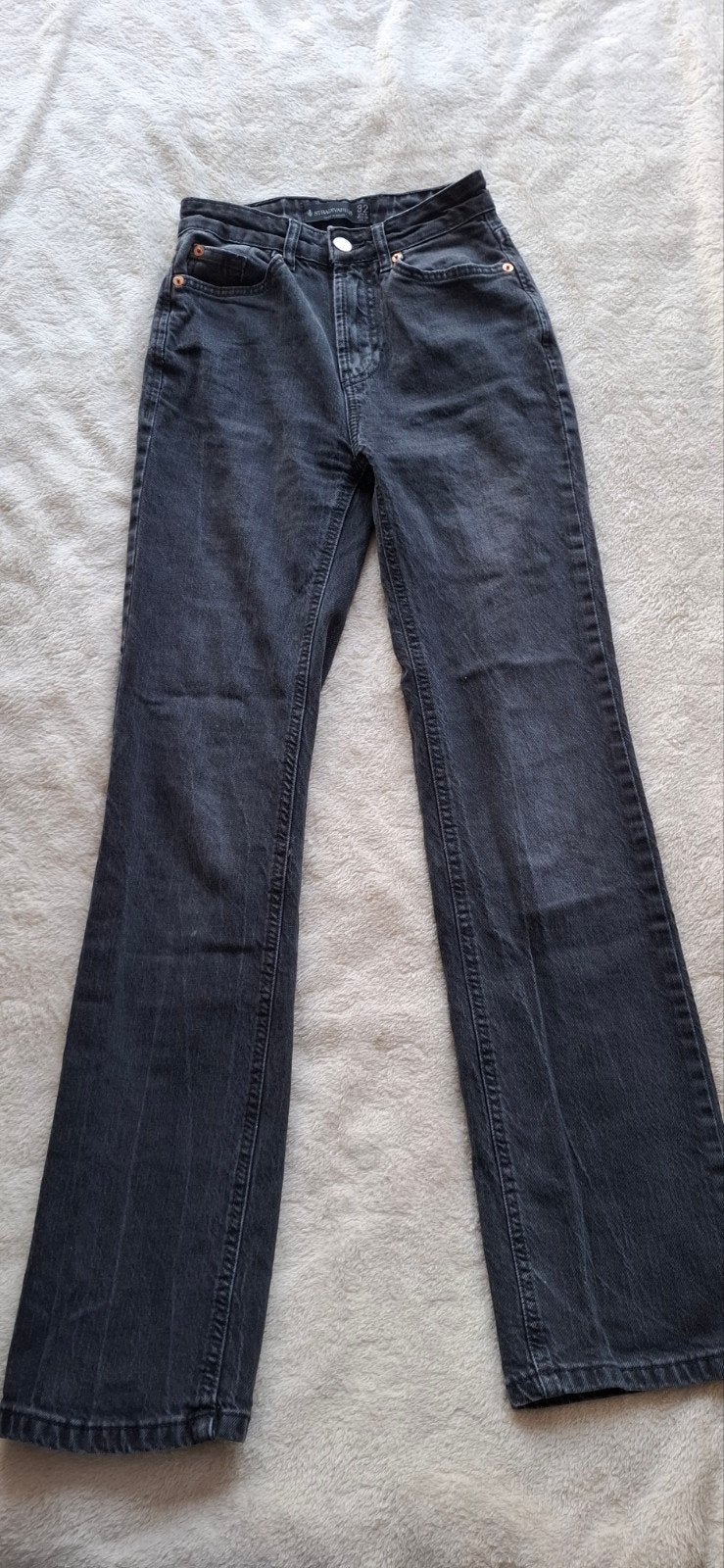 Stradivarius Zwarte Jeans - Confectie 32, Kleding | Dames, Spijkerbroeken en Jeans, Zwart, Ophalen of Verzenden, W28 - W29 (confectie 36)