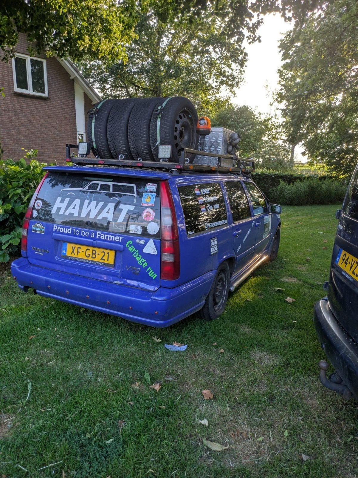 Volvo V70 2.5 TDI 1998 Zwart, Voorwielaandrijving, 15 km/l, Zwart, 500 kg
