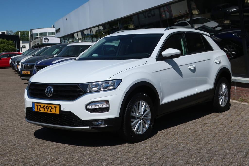 Volkswagen T-Roc 1.0 TSI Style 1e EIG_LED_LEDER_ADAP-CRUIS_P, Voorwielaandrijving, Gebruikt, Euro 6, 116 pk