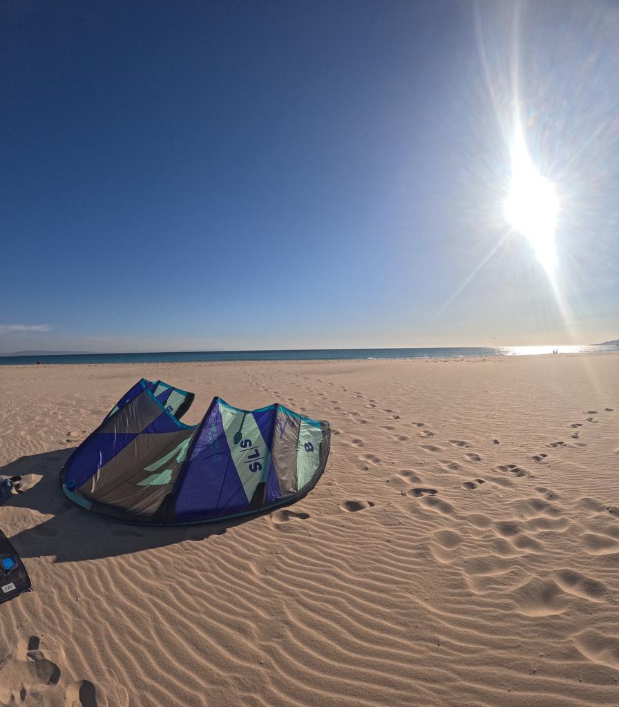 Duotone Rebel SLS 2024 8m inlc. Trust bar, Watersport en Boten, Kitesurfen, Ophalen, Gebruikt, 8 m², Geen board