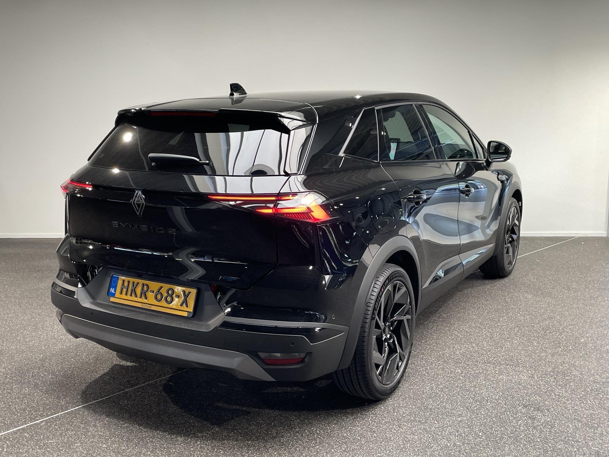Renault Symbioz 1.8 E-Tech full hybrid 160 esprit Alpine | D, 1789 cc, 4 cilinders, Met garantie (alle), Zwart