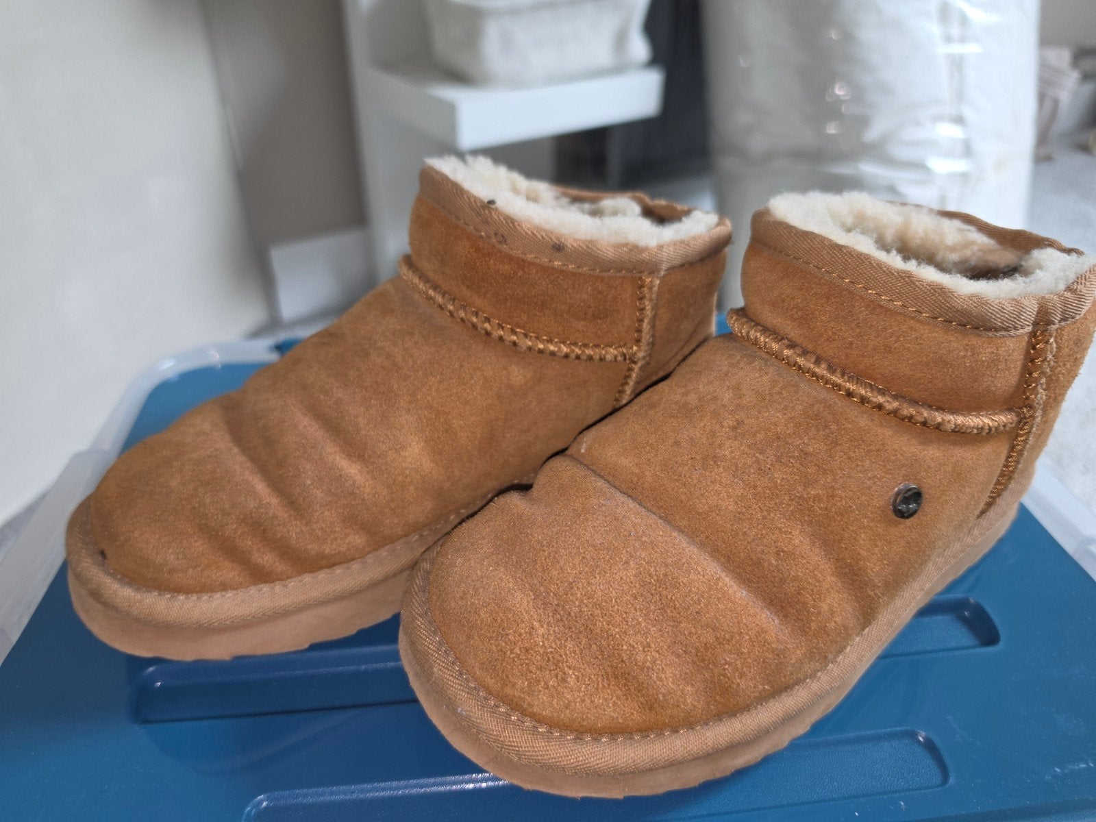 Comfortabele bruine enkellaarzen met bontvoering, Bruin, Ophalen of Verzenden, Gedragen, Wombat