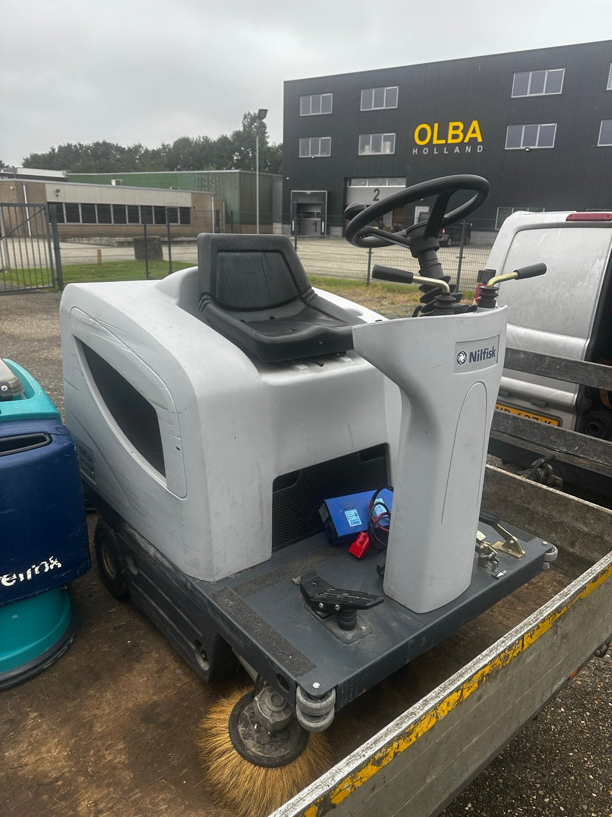 Nilfisk SR 1100S Veegmachine - Krachtig en Betrouwbaar, Zakelijke goederen, Ophalen