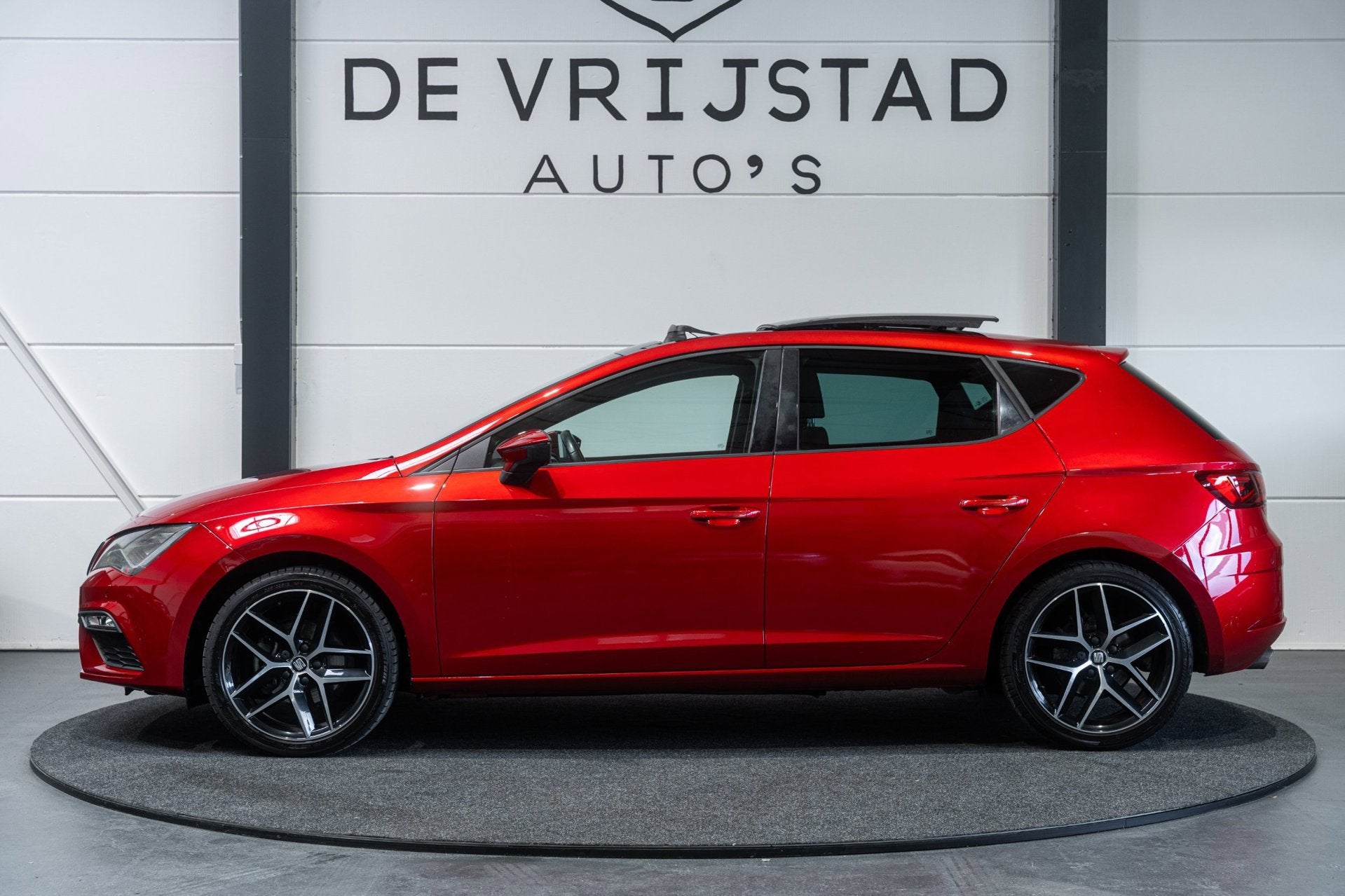 Seat Leon 1.4 EcoTSI FR PANO NAP DEALER ONDH!, Auto's, Seat, Gebruikt, 4 cilinders, Leon, Origineel Nederlands