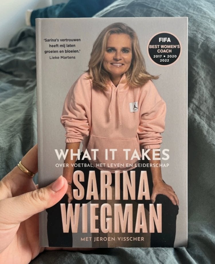 What it takes - Sarina Wiegman, Ophalen of Verzenden, Nieuw, Jeroen Visscher, Sport