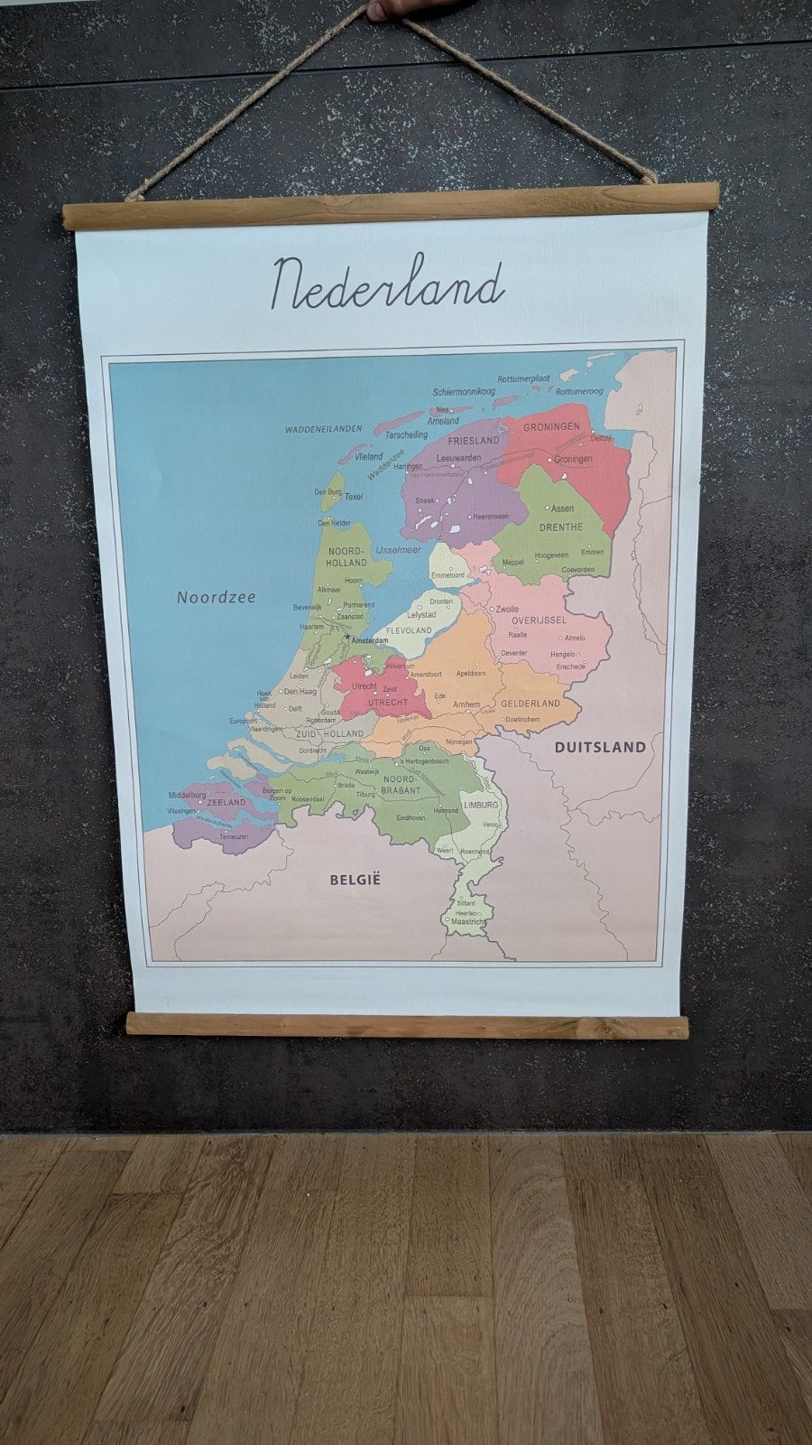 Vintage Schoolkaart Nederland - Wanddecoratie, Ophalen, Zo goed als nieuw, Met ophangsysteem, 50 cm