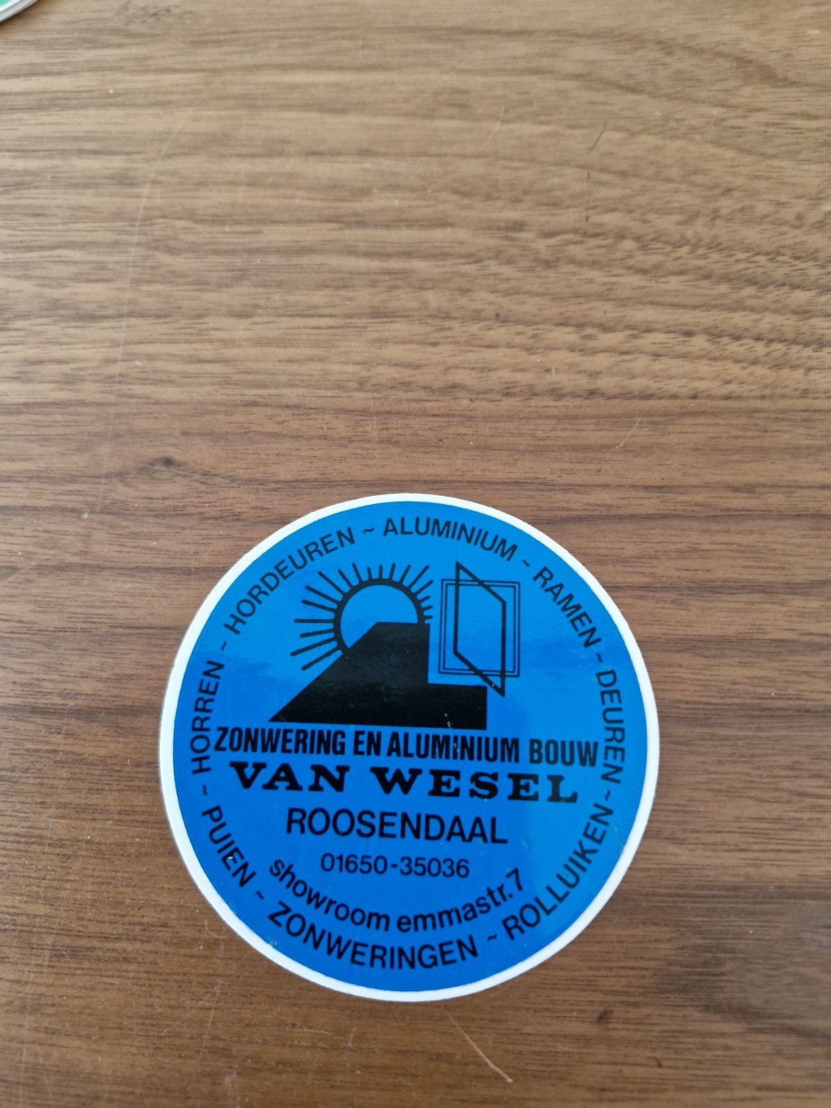 9383 Sticker Zonwering en Aluminiumbouw Van Wesel Roosendaal, Verzamelen, Stickers, Ophalen of Verzenden, Gebruikt, Bedrijf of Vereniging