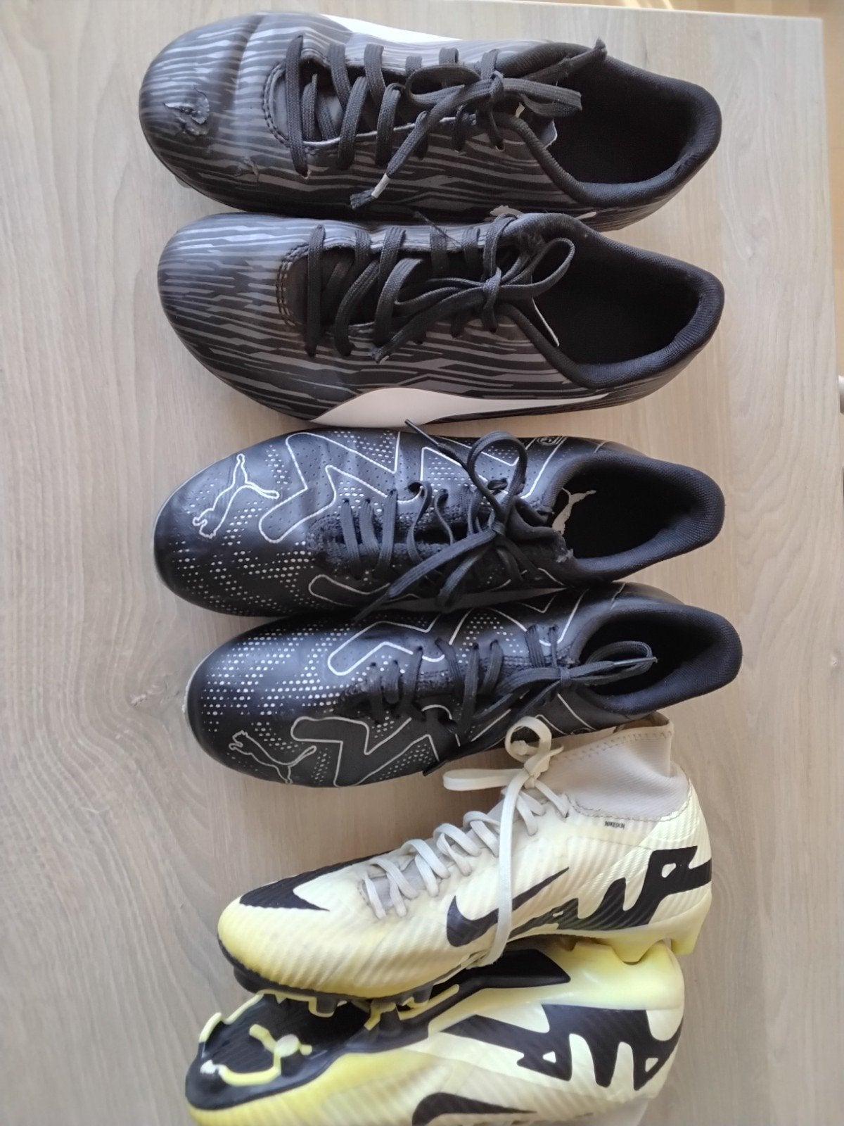 voetbalschoenen 38/ 39, Maat XS of kleiner, Schoenen, Ophalen of Verzenden, Zo goed als nieuw