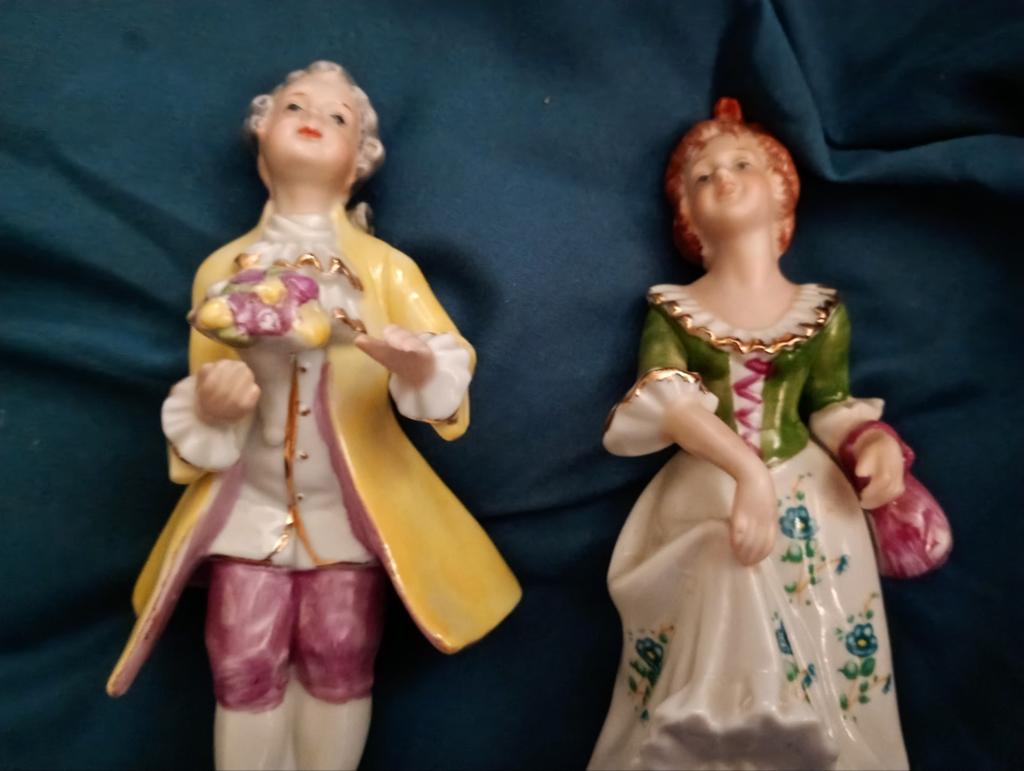 2 mooie oudere beeldjes Metzler & Ortloff, Verzamelen, Beelden en Beeldjes, Ophalen of Verzenden, Zo goed als nieuw