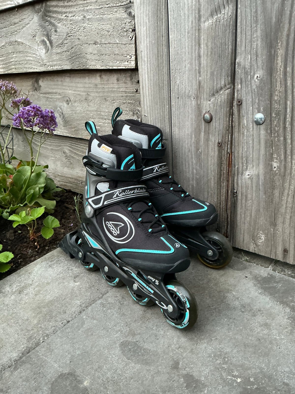 Rollerblade inline skates maat 38 vallen als 36 - 37 zgan, Sport en Fitness, Skeelers, Overige merken, Ophalen of Verzenden, Zo goed als nieuw