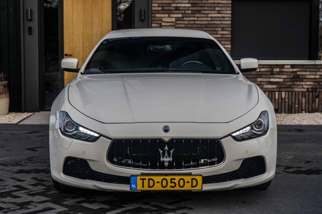 Maserati Ghibli 3.0 S Q4 411PK Dealer onderhouden (bj 2014), Auto's, Automaat, Euro 5, Gebruikt, Met garantie (alle)
