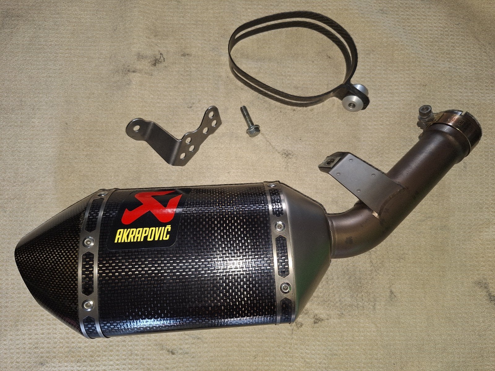 akrapovic uitlaat demper gsx-r 600/750, Motoren, Onderdelen | Suzuki, Ophalen of Verzenden