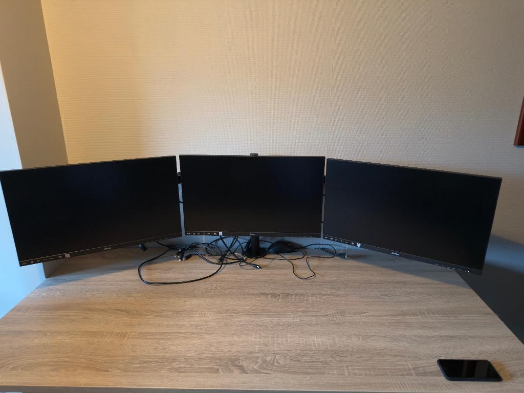 3 monitoren iiyama ProLite XU2492HSU-B1, Ophalen, Gebruikt, IPS, Full HD