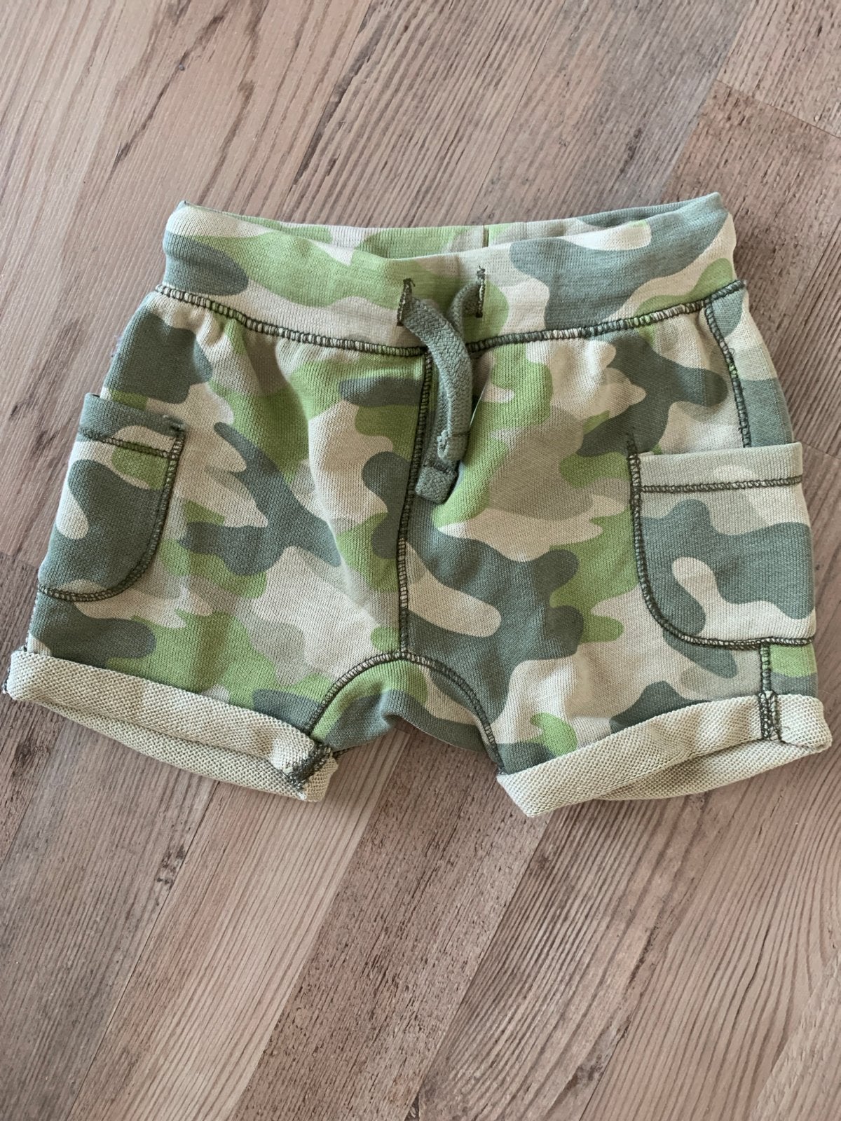 Zara BabyBoy Camouflage Korte Broek Maat 68, Ophalen, Zo goed als nieuw, Jongetje