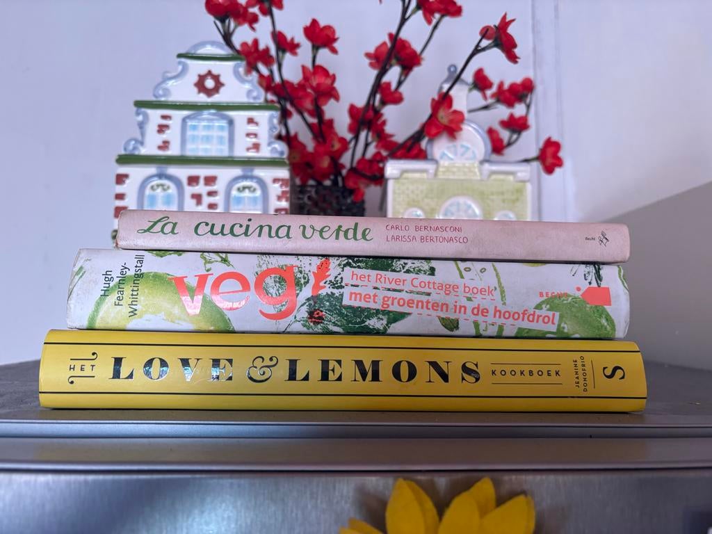 Vegetarische kookboeken - La Cucina Verde, Veg, Love & Lemon, Ophalen of Verzenden, Gelezen, Vegetarisch