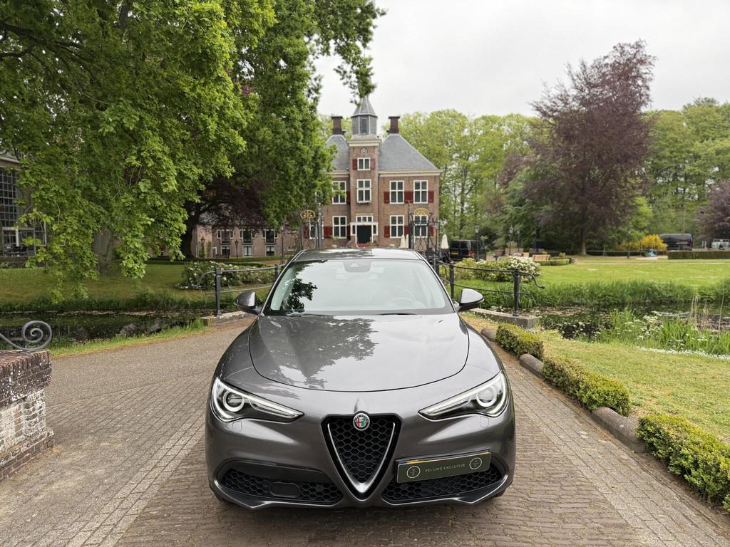 Alfa Romeo Stelvio 2.0 T AWD Super | Camera | Led |, Auto's, Alfa Romeo, Automaat, 4 cilinders, 2000 kg, Leder en Stof