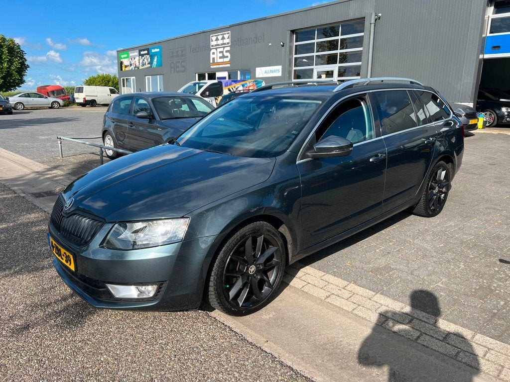 Skoda Octavia Combi 1.6 TDI Greenline / BJ: 2014 / Navi / Ve, Auto's, Voorwielaandrijving, Euro 5, Gebruikt, 4 cilinders