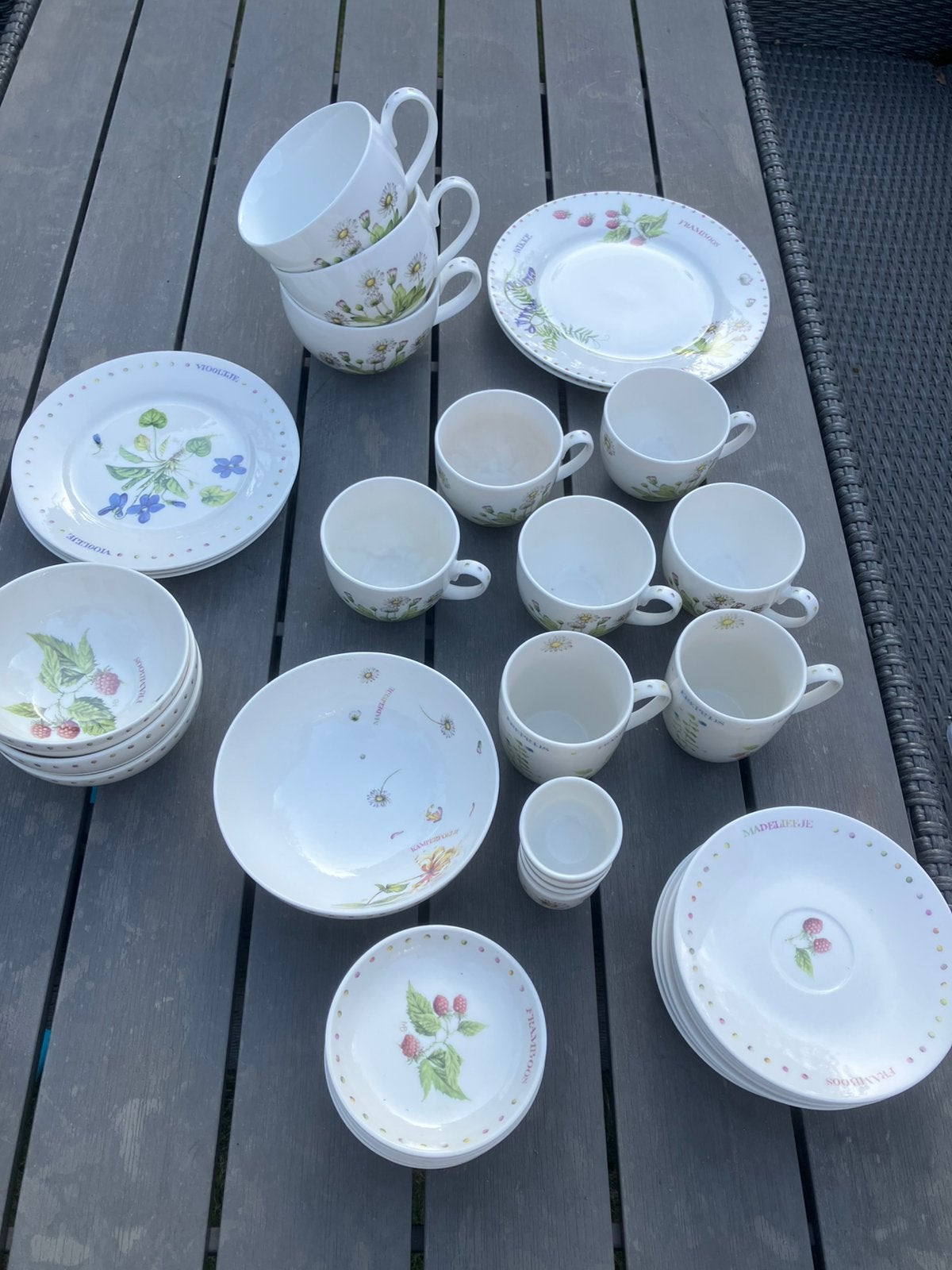 Marjolein Bastin Wildflowers servies, Antiek en Kunst, Ophalen