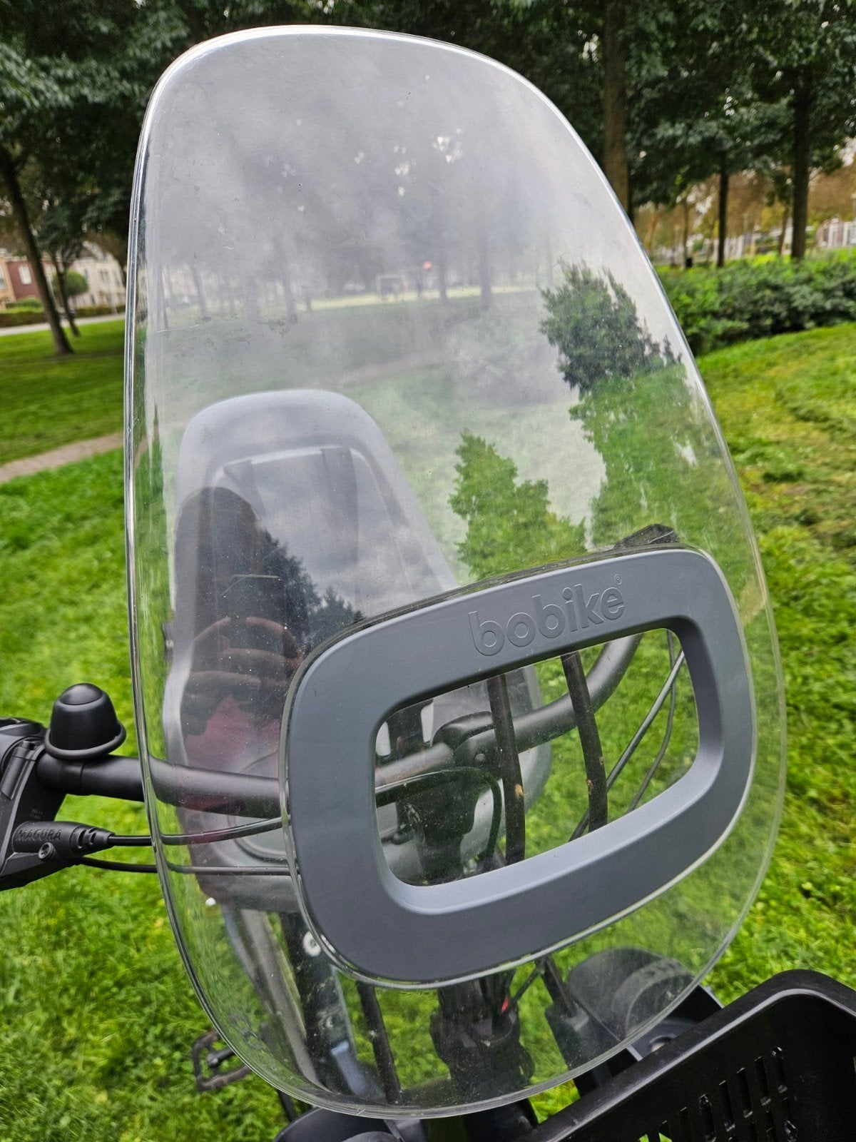 Bobike Mini One Voorzitje met Windscherm en Bevestigingblok, Fietsen en Brommers, Ophalen, Voorzitje, Bobike, Gebruikt