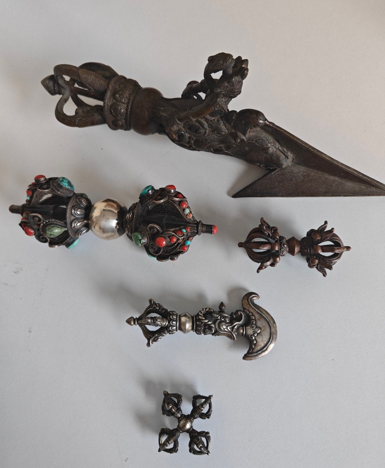 Set van 5 Tibetaanse rituele Phurba, Vajra, Kartika, Ophalen