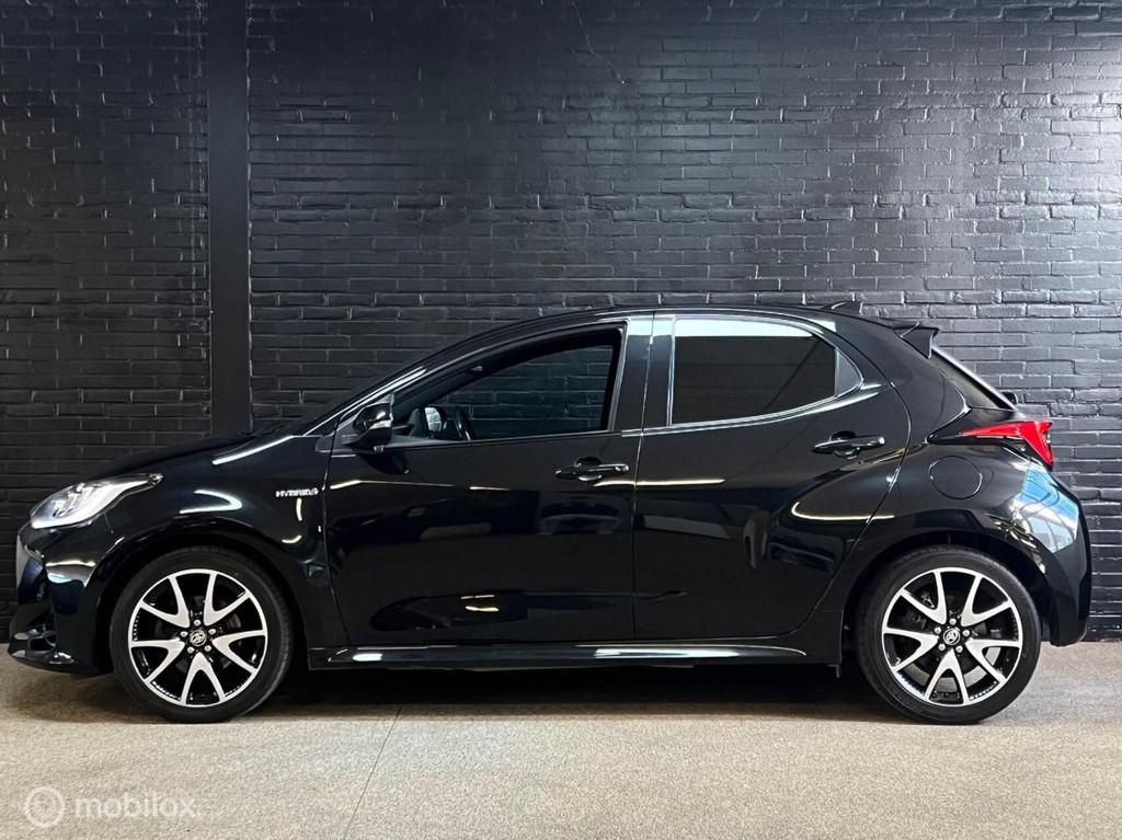 Toyota Yaris 1.5 Hybrid Launch Edition|Stoelvw |Navi|Camera, Gebruikt, 116 pk, 1490 cc, Bedrijf