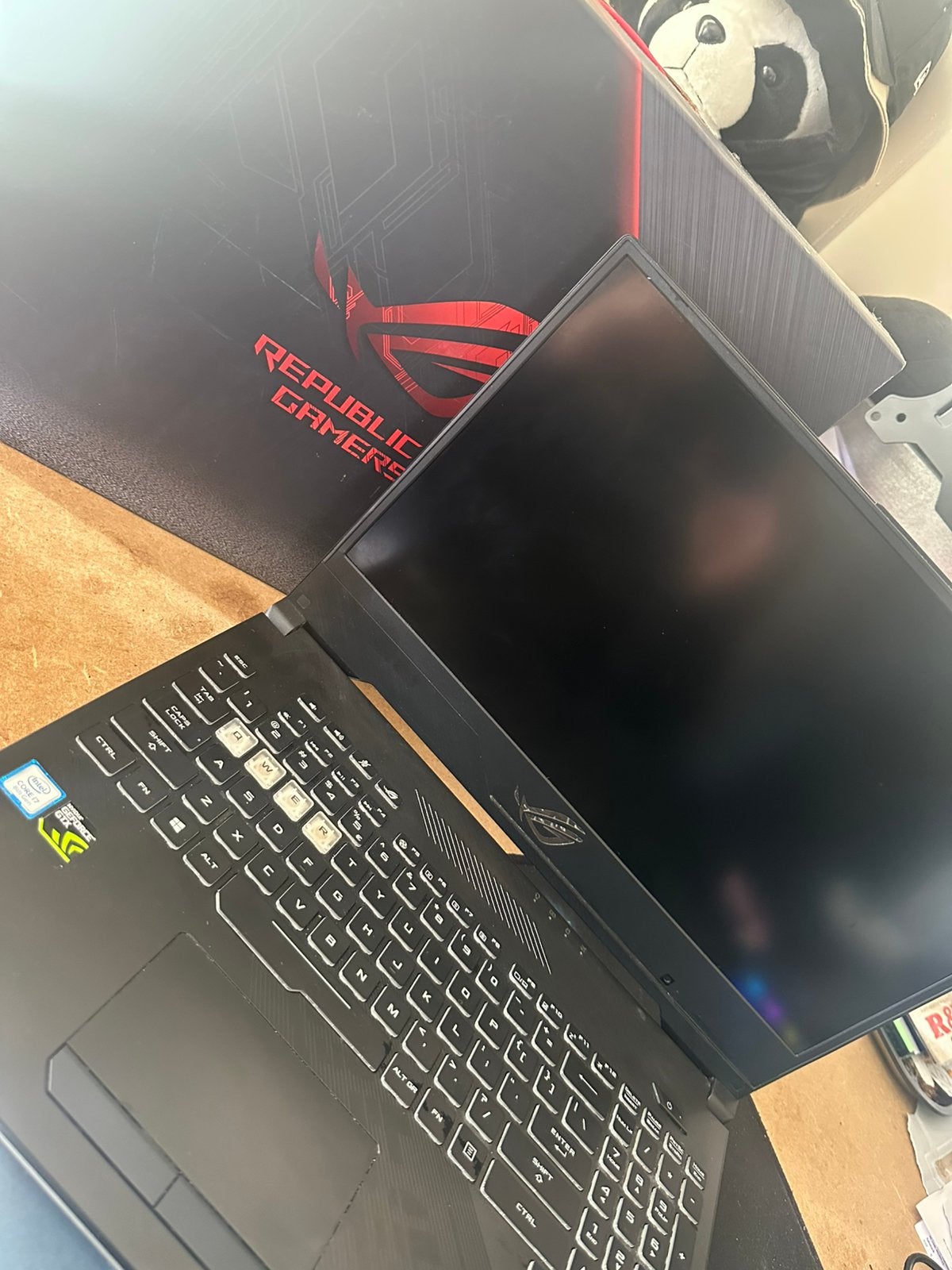 ASUS ROG Strix Gaming Laptop - Krachtige Prestaties, Gebruikt, Met videokaart, 2 tot 3 Ghz, Ophalen of Verzenden